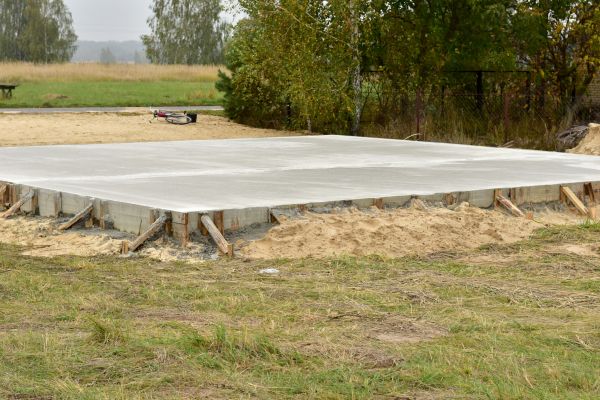 Garage Foundation Building in South Jordan